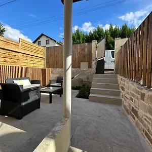 Séjour chez l'habitant Logement Avec Terrasse Et Entree Independantes A 25 Min De Paris, Yerres