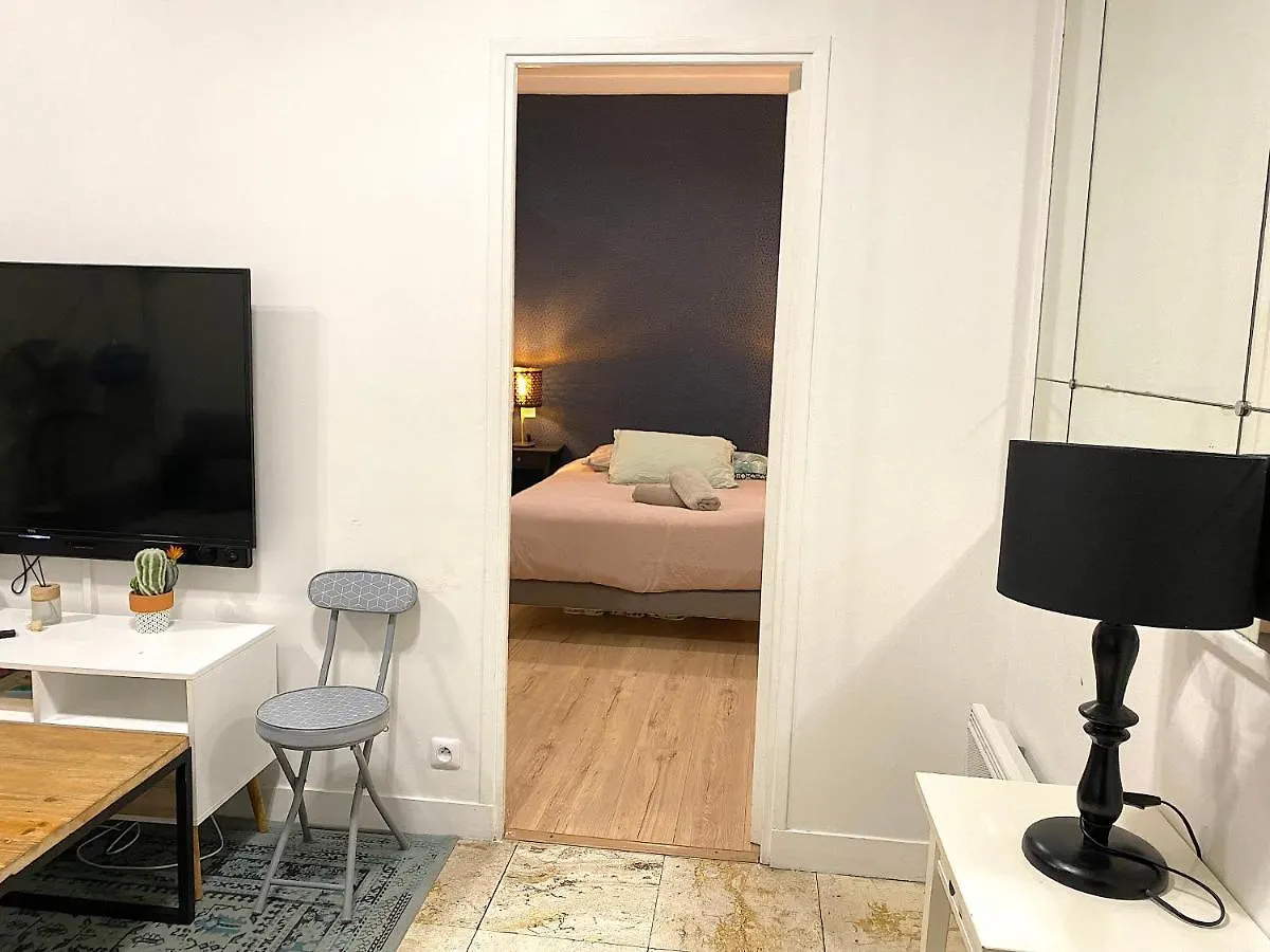 My Trip In Paris - Turgot Apartment