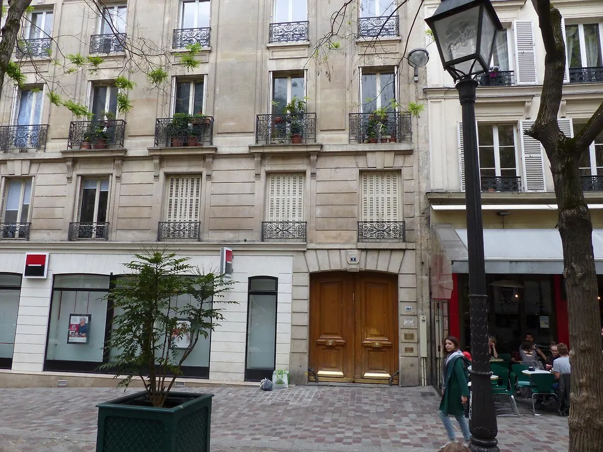 My Trip In Paris - Turgot Apartment
